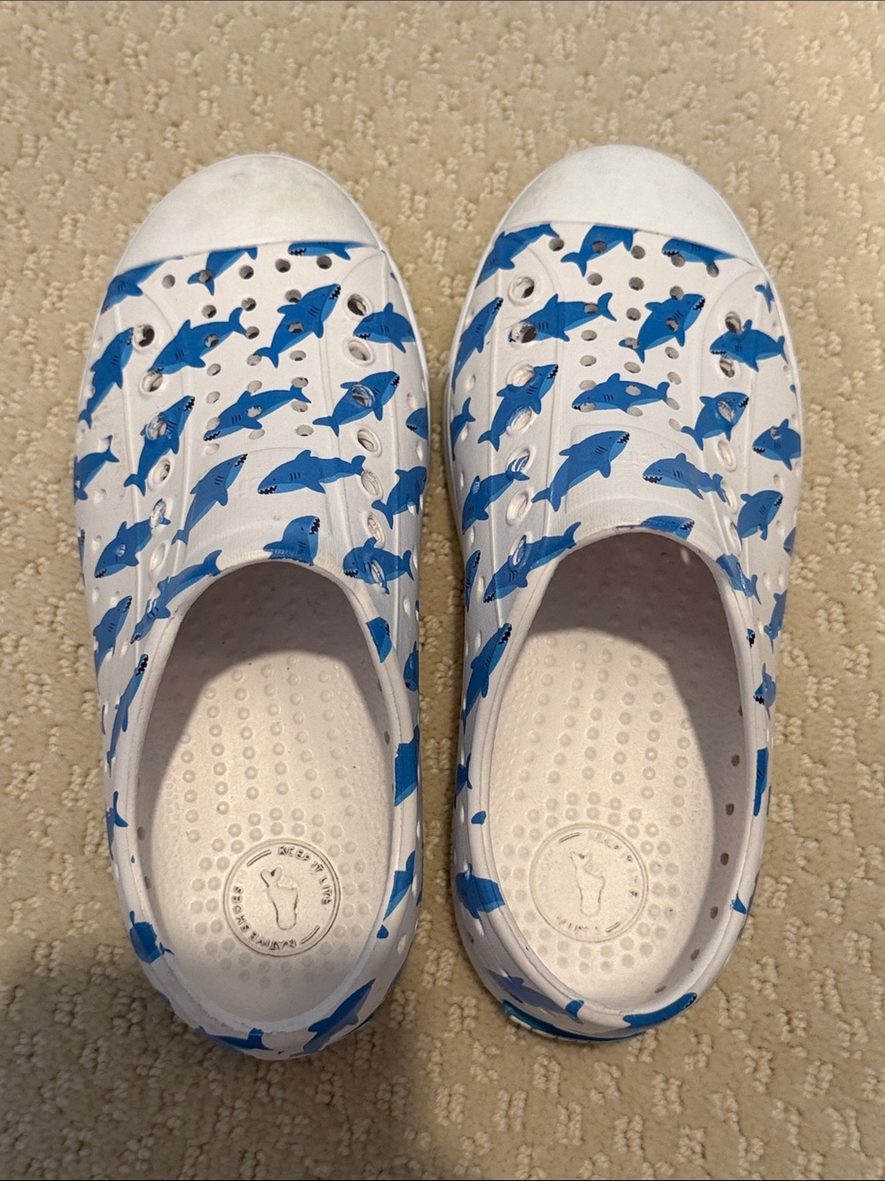 Native Kids Jefferson Slip-On Water Shoes in White with Blue Shark Print
